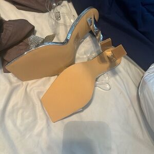 Fashonova silver heels never worn